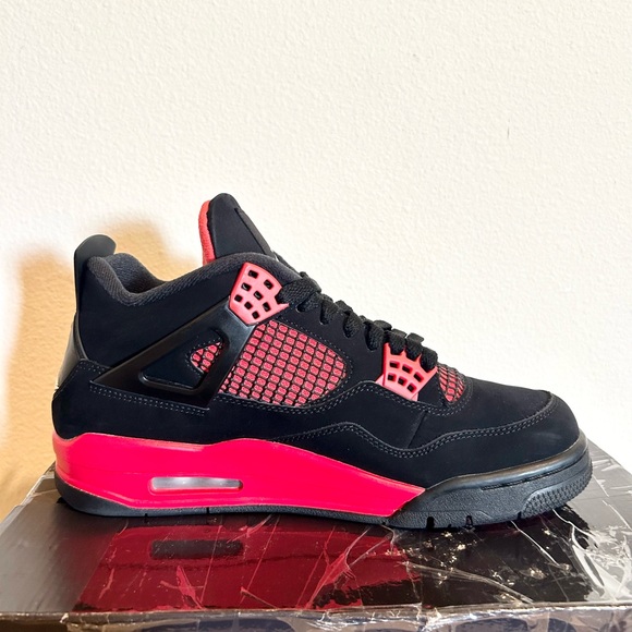 Jordan 4 Retro Red Thunder size 9 CT8527-016 2022 VNDS - Picture 3 of 9
